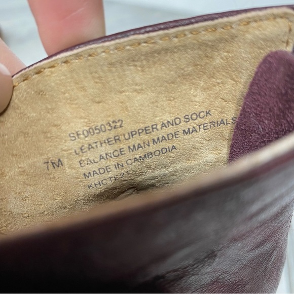 Sofft Teyton Distressed Suede Slouch Bootie 7M - Picture 11 of 14